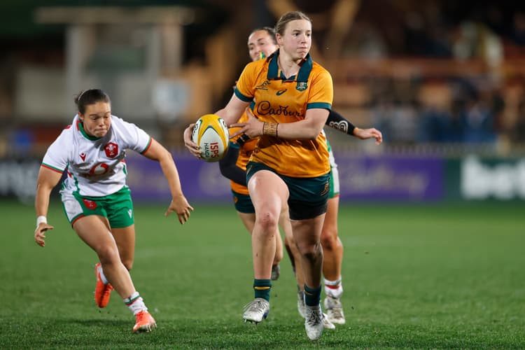 Caitlyn Halse has re-signed with Rugby Australia. Photo: Getty Images