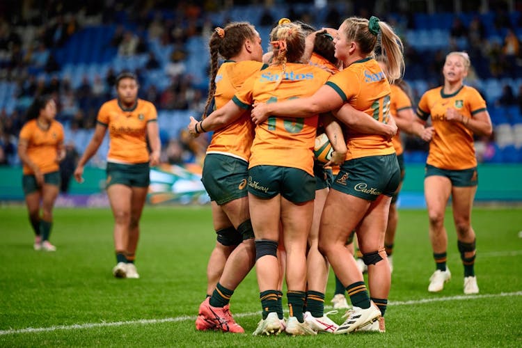 The Wallaroos take on the USA in Canada. Photo: Getty Images
